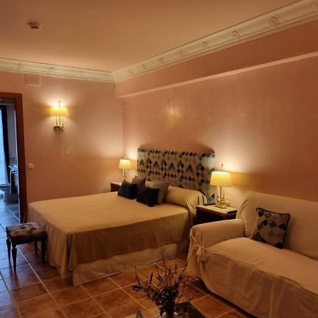Palacio Miraflores Miraflores de la Sierra Extérieur photo
